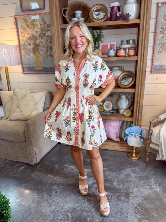 entro Dresses & Skirts - Entro Floral Button Up Dress, Medium